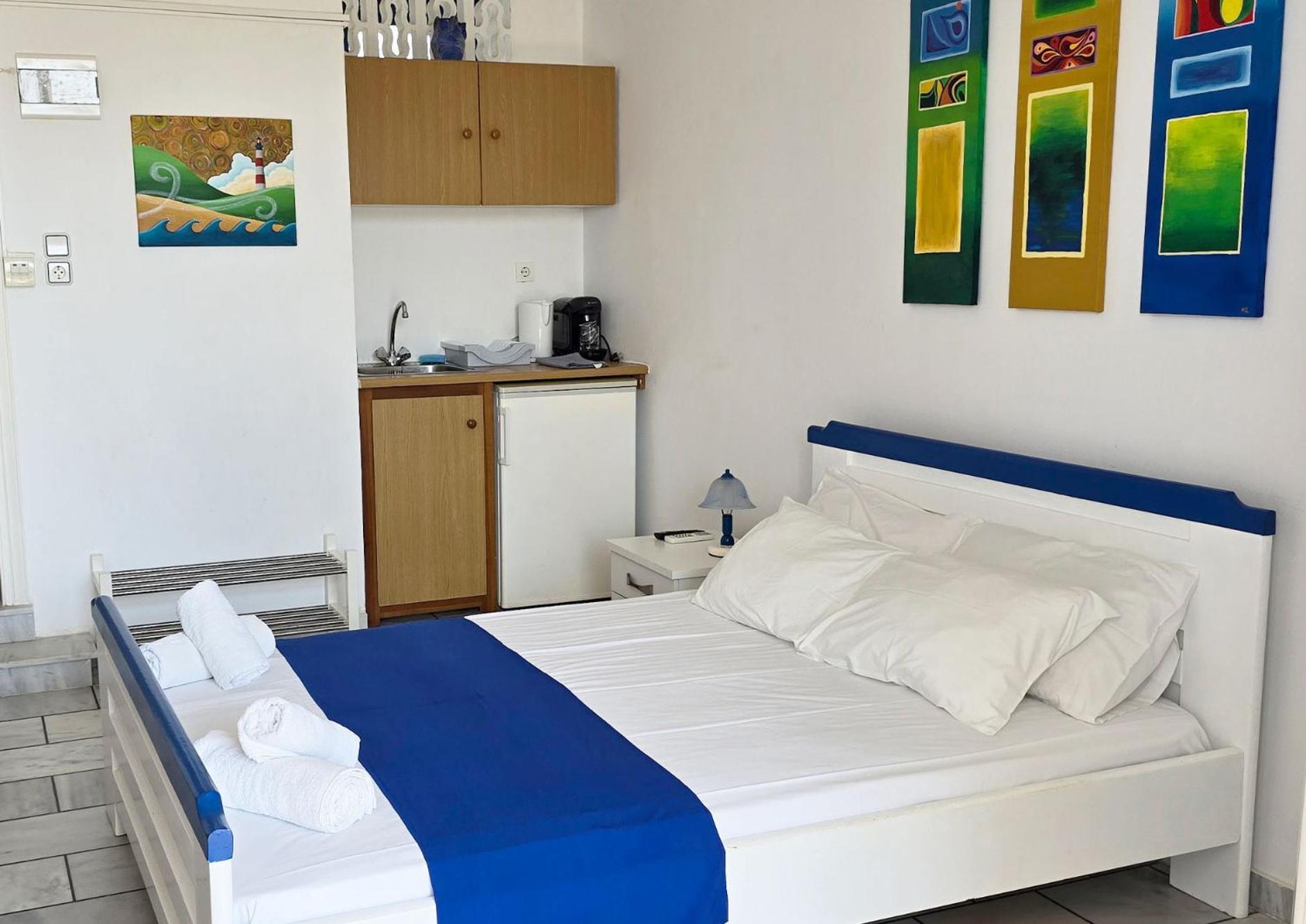 Villa Dolphin Azolimnos Exterior photo